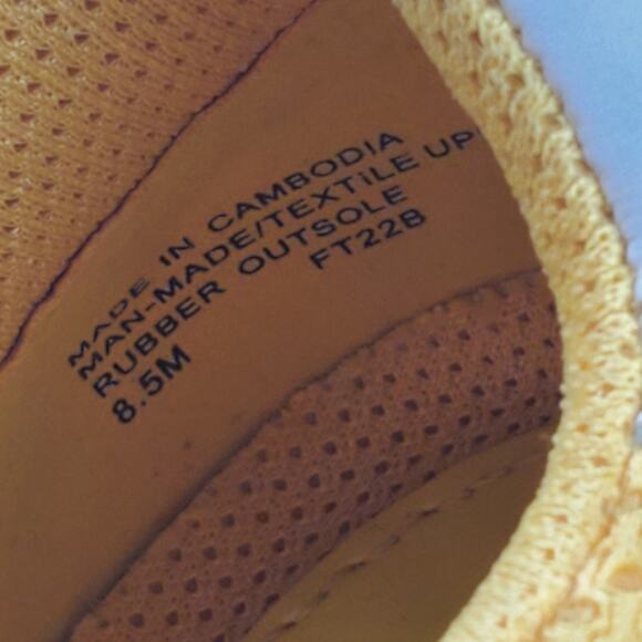 MICHAEL KORS | Wilma | Yellow/White | Color Block Trainer Sneakers | Size 8.5 - Picture 7 of 8